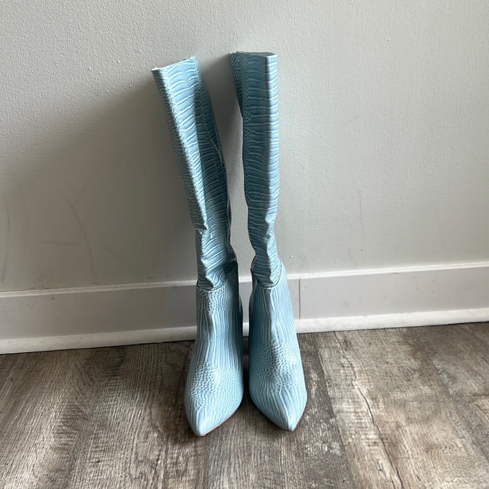 Lulus- Faux crock leather high knee boots (Like new)